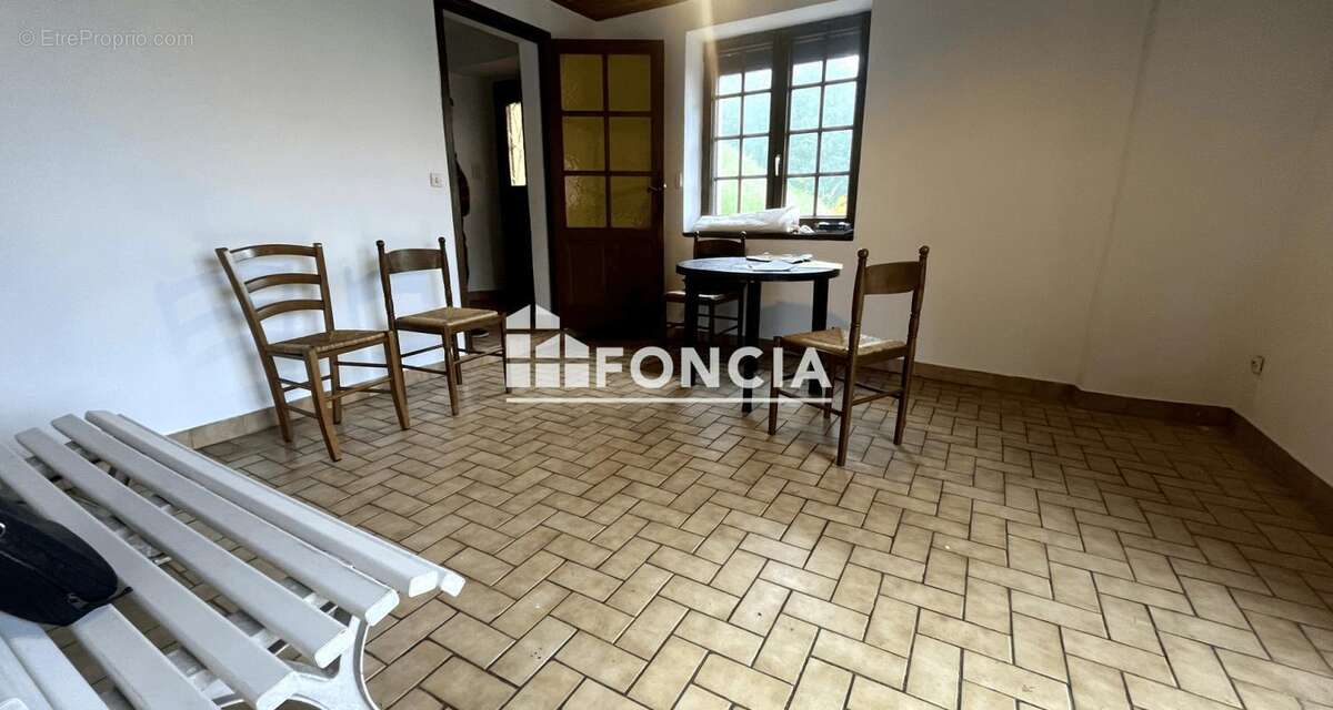 Maison à SECHILIENNE