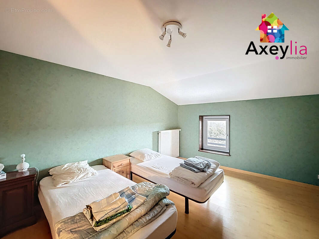 Maison à SAINT-GERMAIN-LAVAL