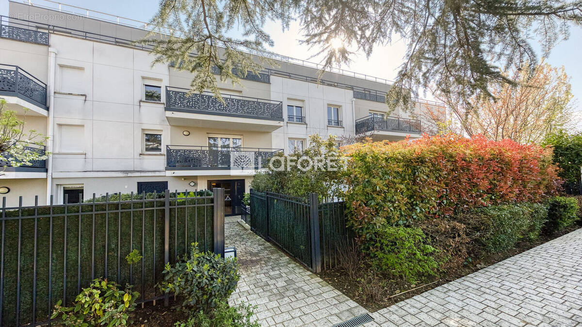 Appartement à PONTAULT-COMBAULT