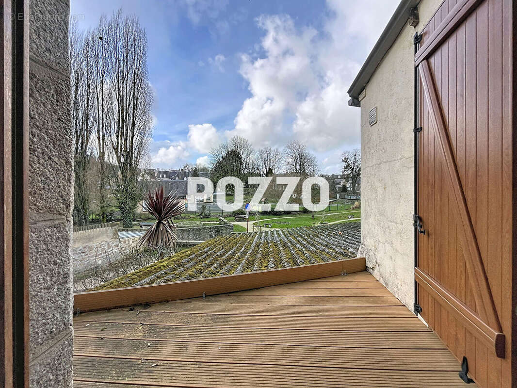 Maison à VILLEDIEU-LES-POELES