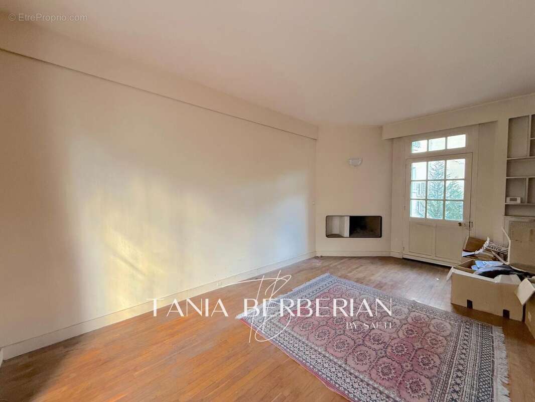 Photo 4 - Maison à SURESNES