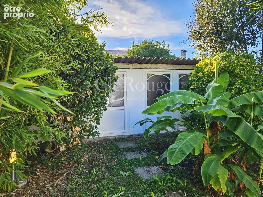 Maison de village paisible avec jardin au calme au cœur de Sauveterre-de-Guyenne - photo 19
