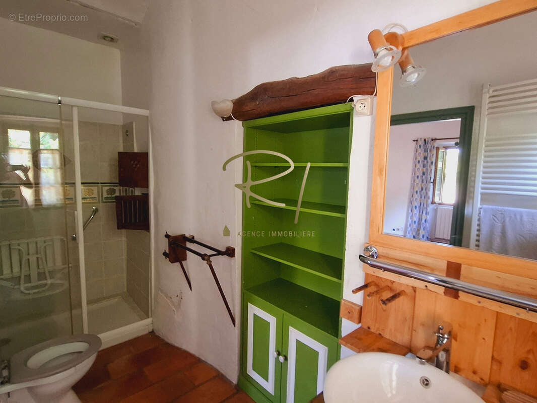 Maison à SAINT-ANDRE-DE-CRUZIERES