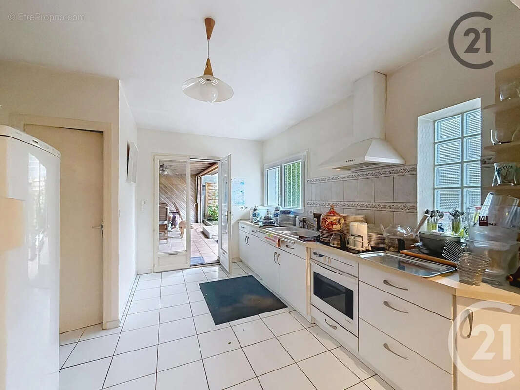 Maison à SAINTE-SAVINE