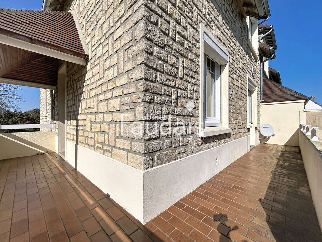 Maison à GRANDCAMP-MAISY