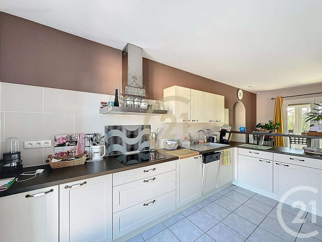 Maison 139 m² à Ledenon  - photo 6
