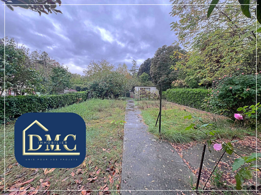 Maison à SAINT-SULPICE-SUR-LEZE