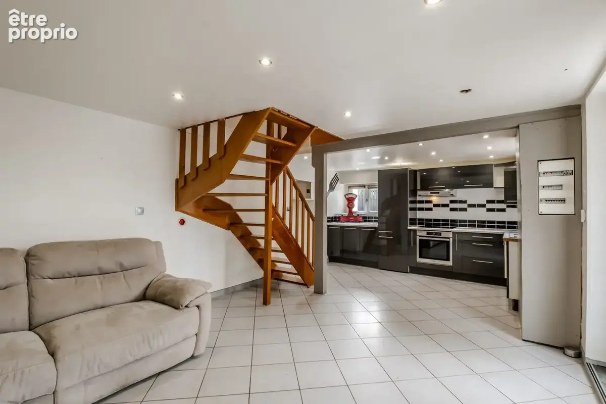 Maison 74 m² à Vetraz-Monthoux  - photo 4