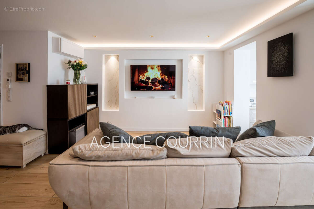 Appartement à PEGOMAS