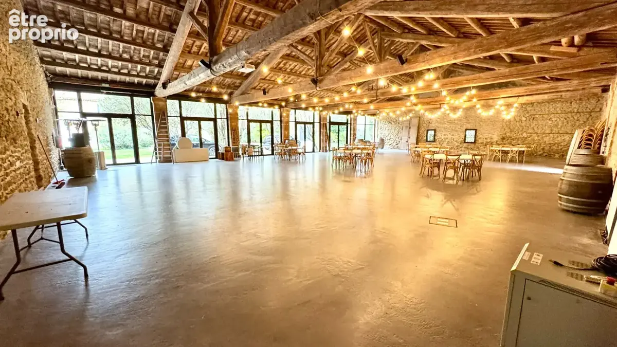 Demeure de prestige de 1400 m² avec piscine et parc arboré de 8 800 m². - photo 17