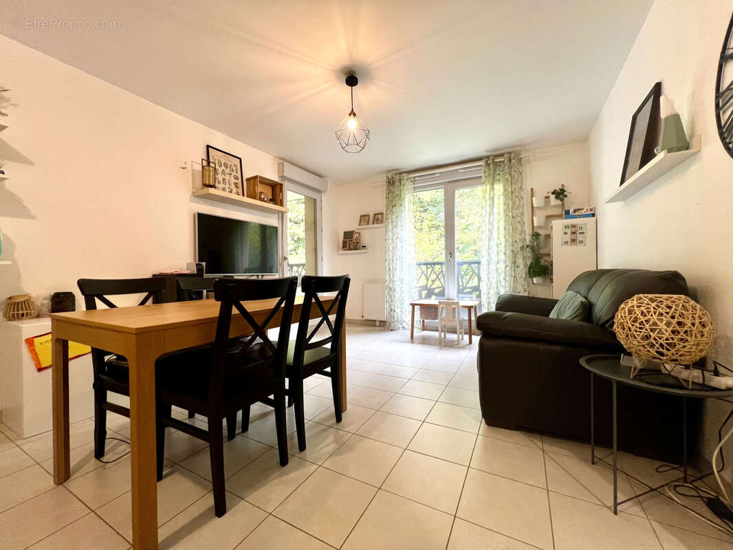 Appartement à CHESSY