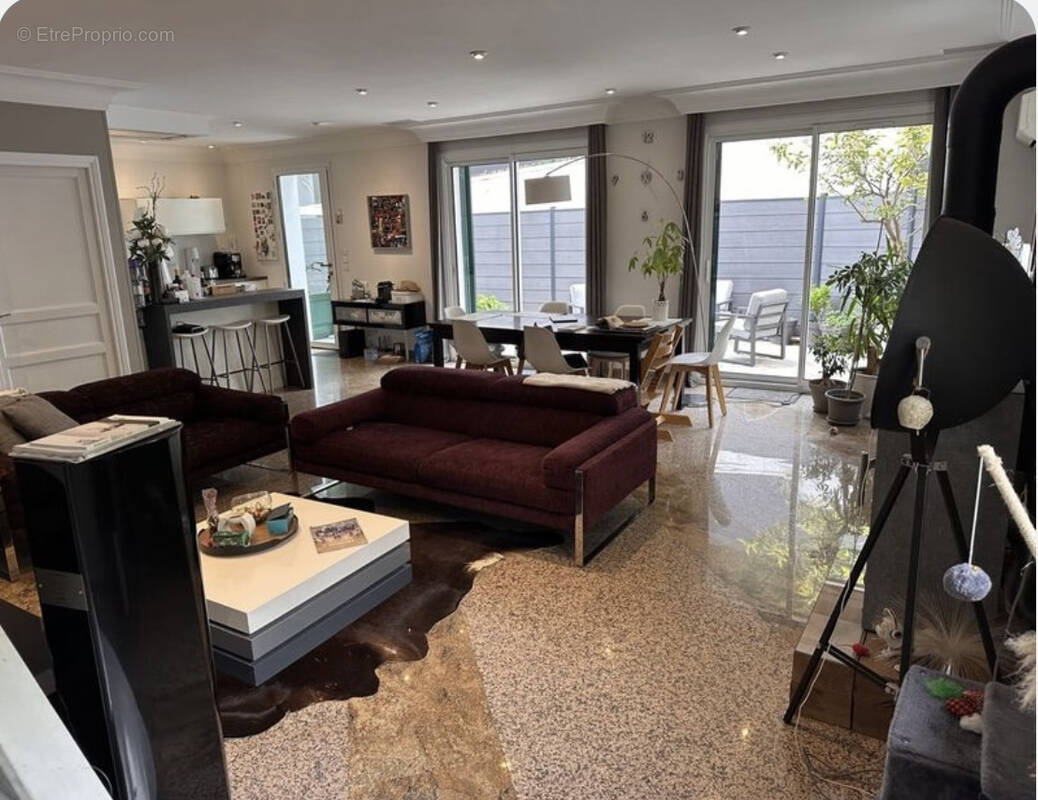 Appartement à MENTON