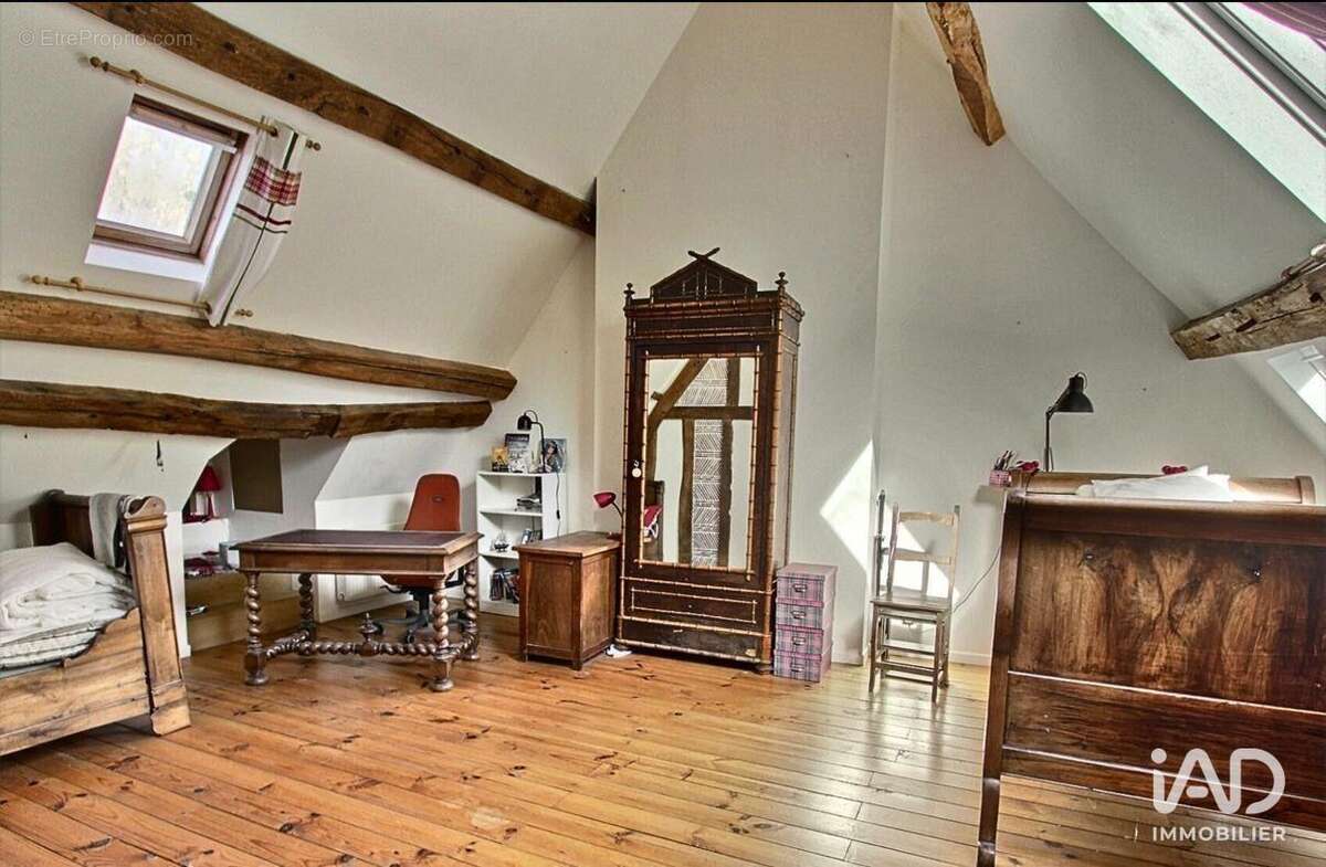 Maison 237 m² à Ymeray  - photo 4