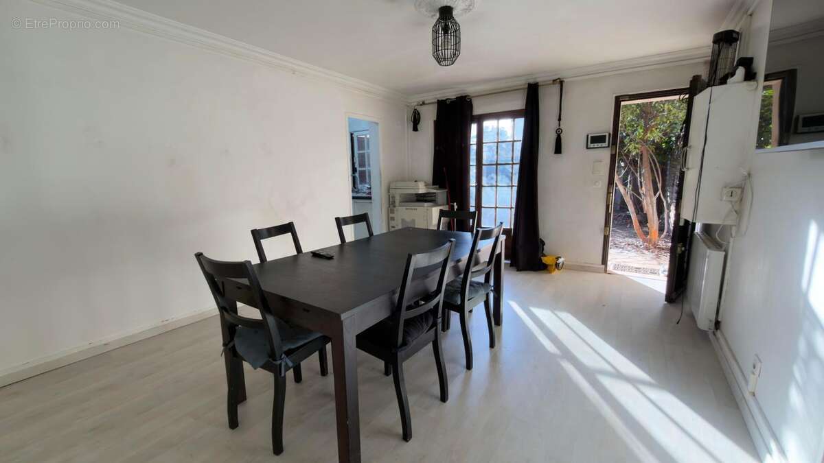 Maison à NEUILLY-PLAISANCE