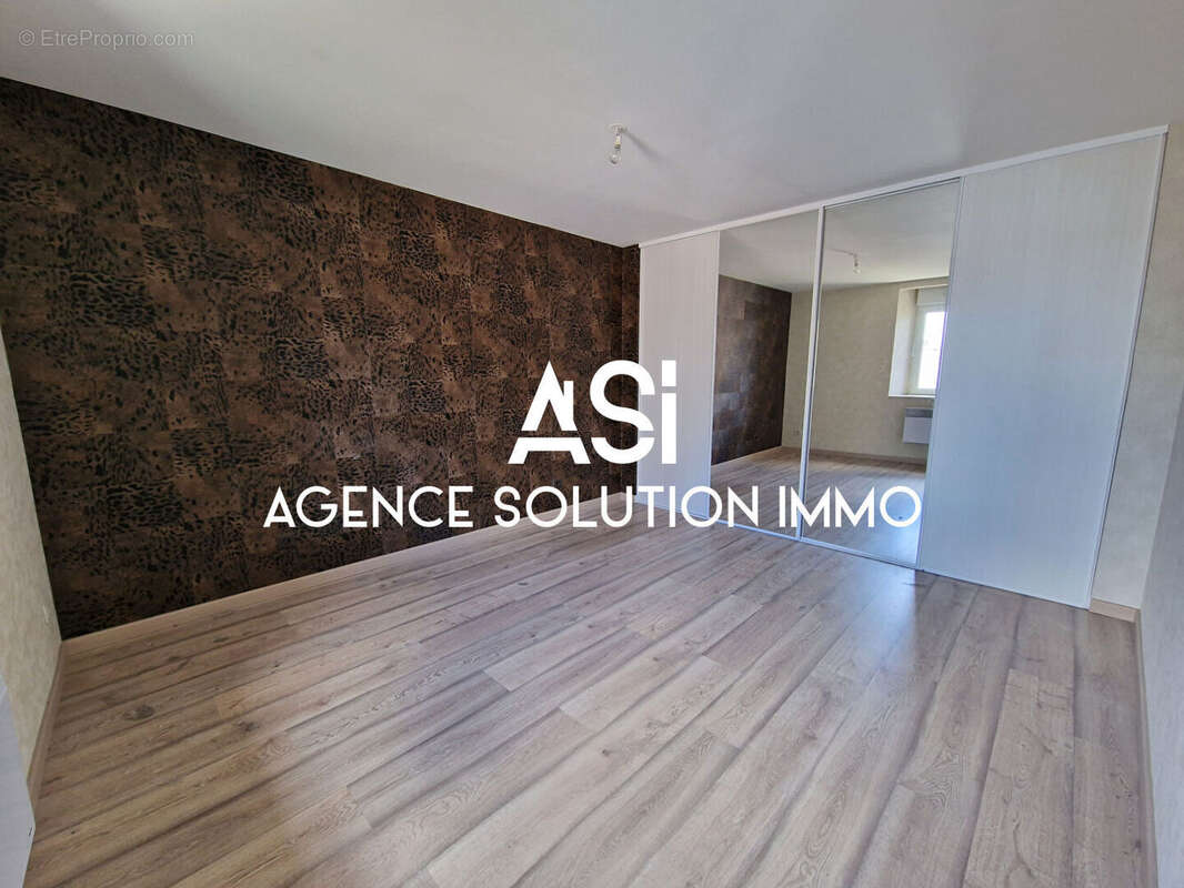 Maison à LA BACONNIERE