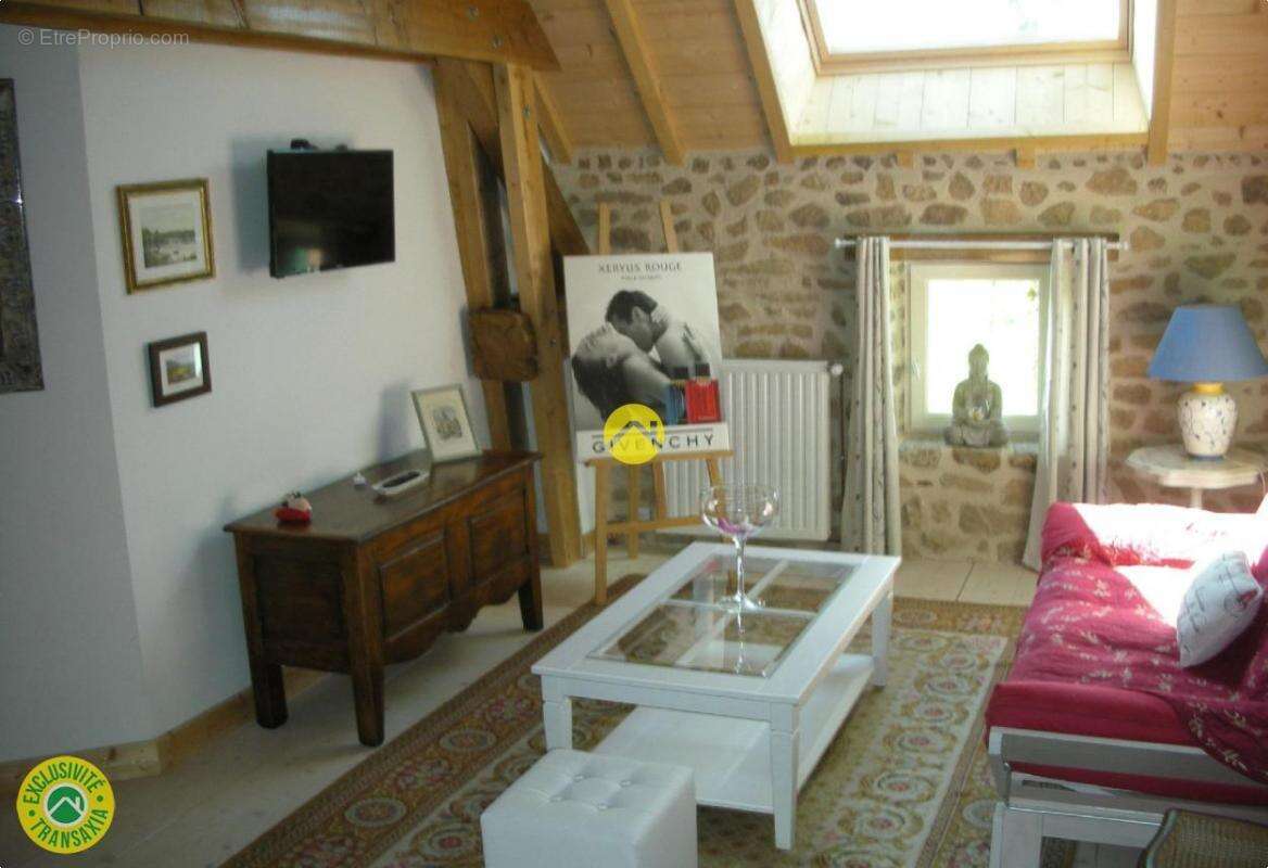 Maison à DUN-LE-PALESTEL