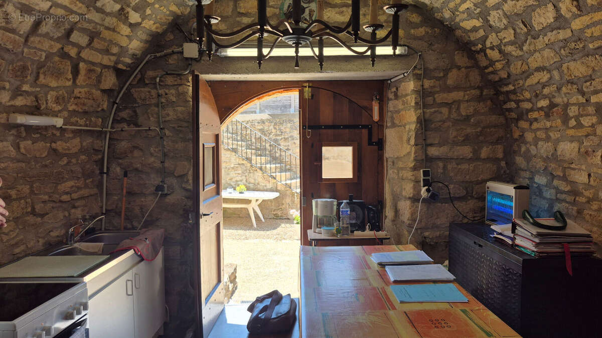 Maison en pierres, terrain, à 10 min d'Espalion, COUBISOU - photo 3
