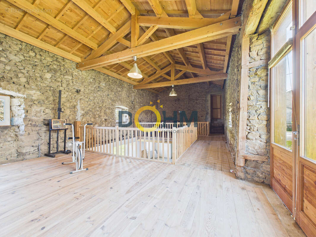 Maison à CRONCE