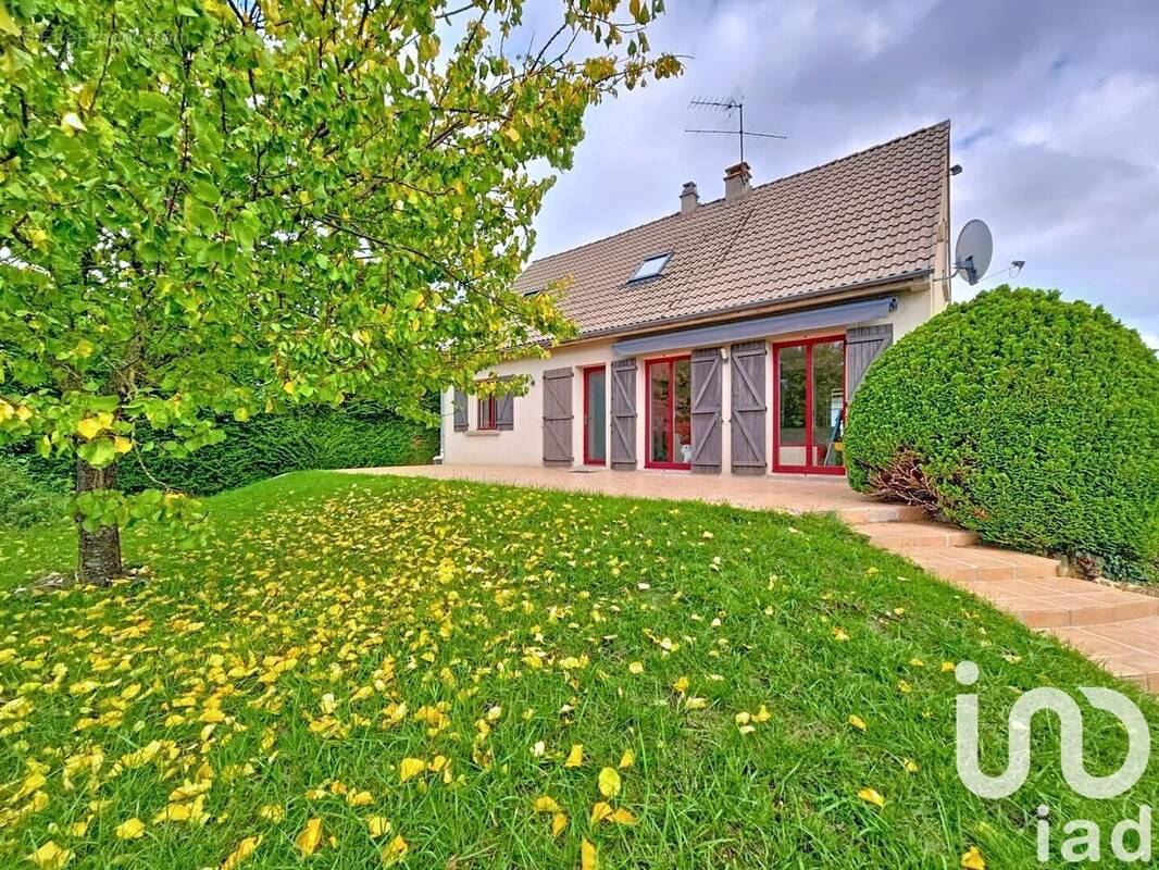 Photo 1 - Maison à VOISENON