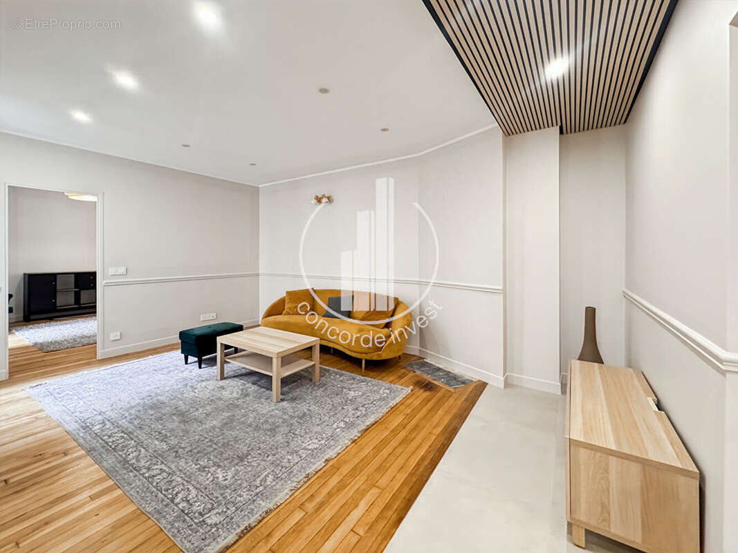 Appartement à PARIS-19E