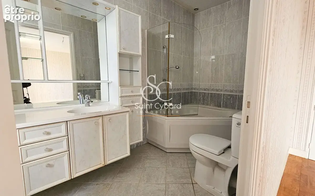 L'Isle d'Espagnac  Maison familiale de 293 m2 habitables environ - photo 9