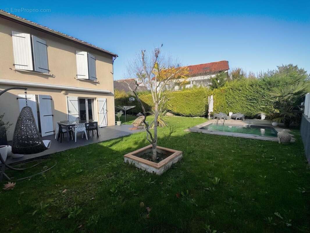 Maison à VIF