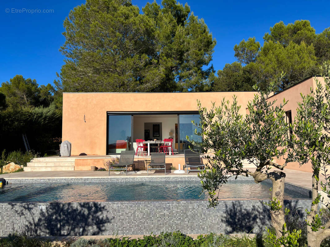 Maison à UZES
