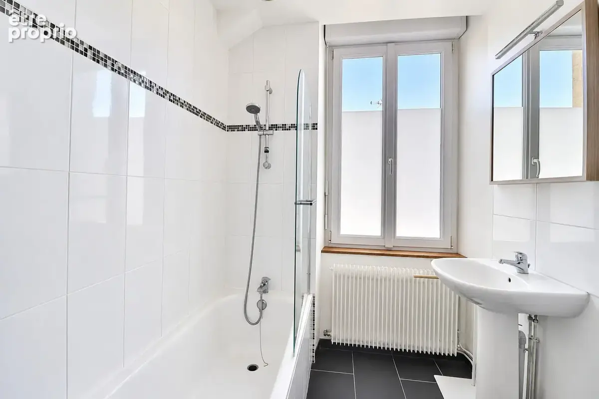 BORDEAUX BASTIDE – Immeuble mixte de 10pièces - photo 10