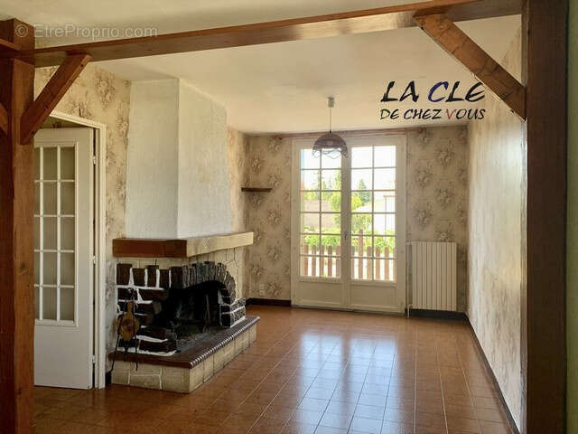 Maison 94 m² à Benet  - photo 3