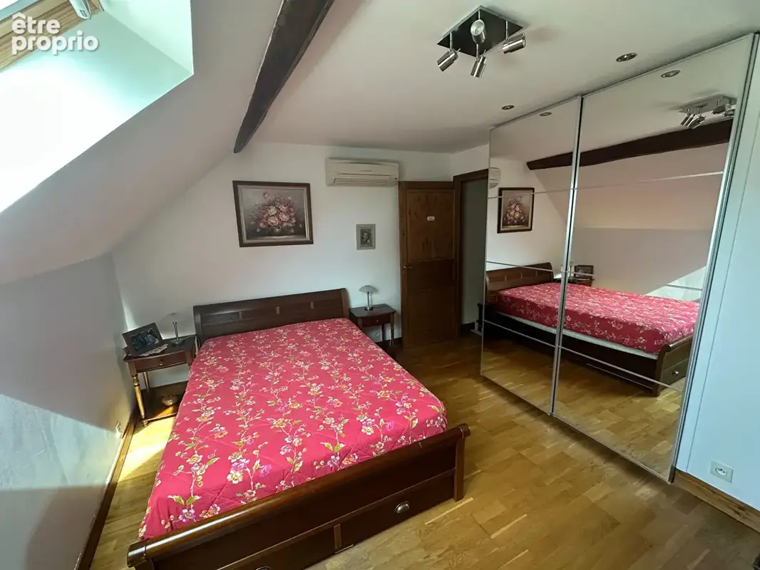 Maison Le Plessis Feu Aussoux 7 pièce(s) 164 m2 - photo 10