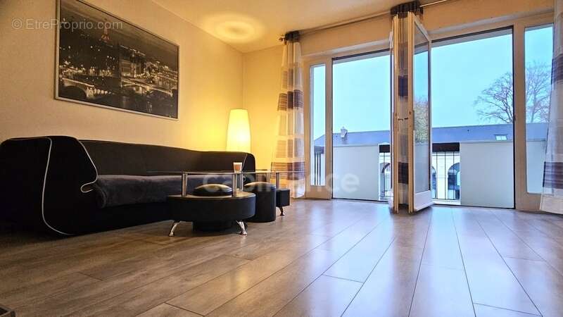 Appartement à MORIGNY-CHAMPIGNY