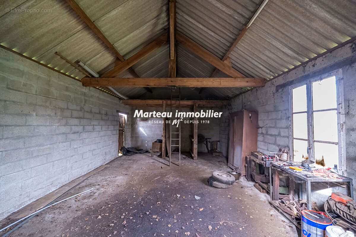Maison à SAVIGNE-L'EVEQUE