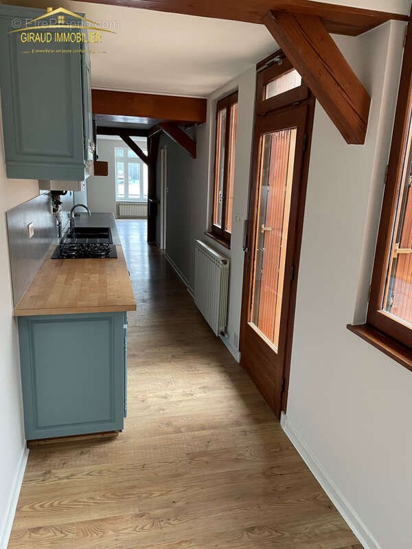 Appartement à CHARLIEU