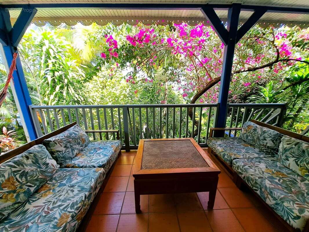 Maison à LES TROIS-ILETS