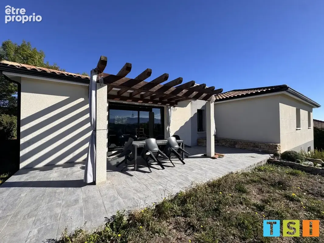 Maison de plain-pied avec vue sur les Pyrénées, grand garage et panneaux solaires - photo 2