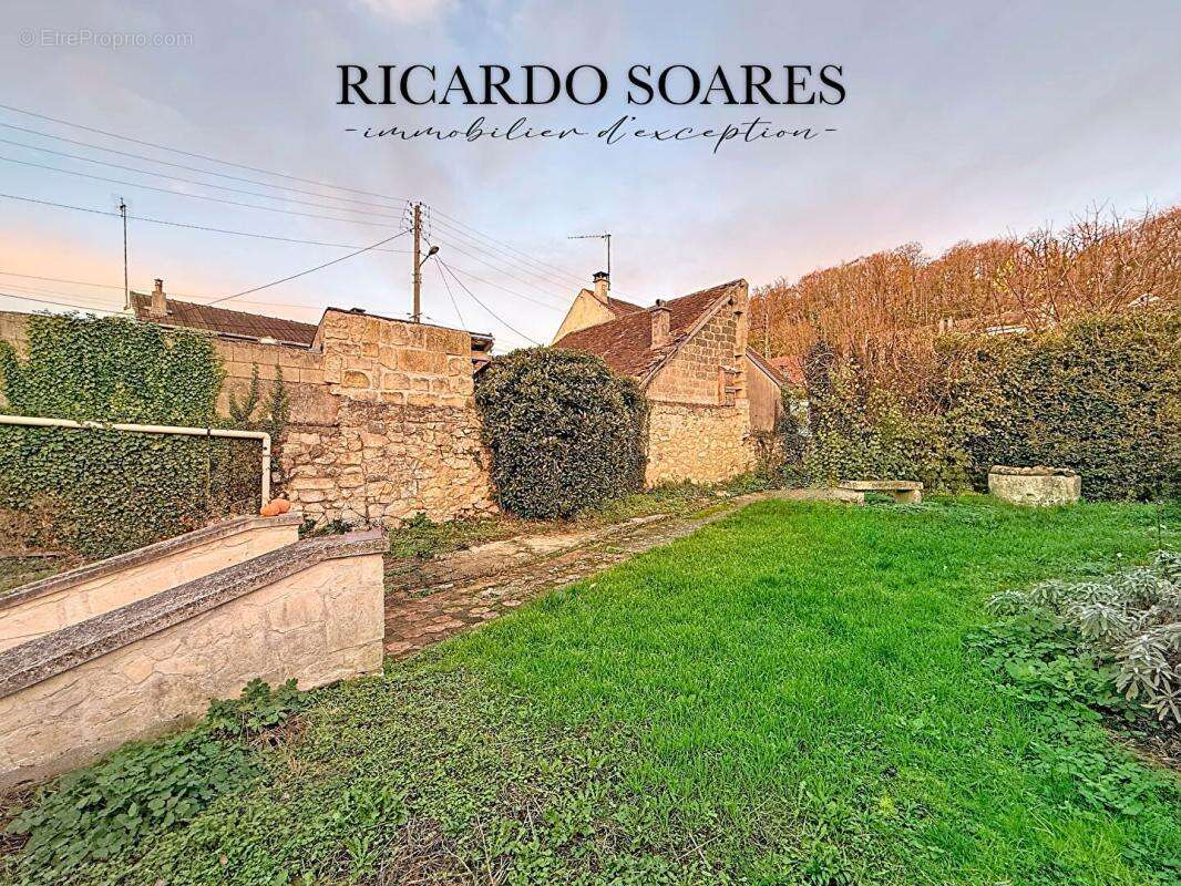 Maison à PONT-SAINTE-MAXENCE