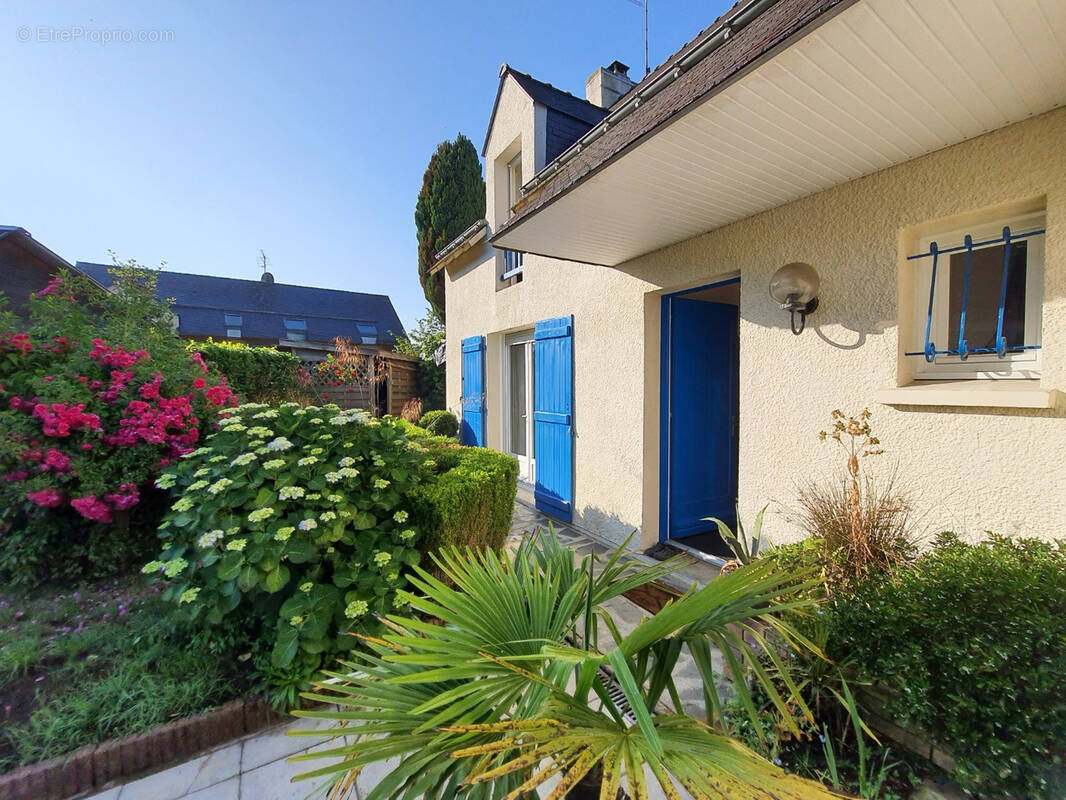 Maison à SAINT-NOLFF