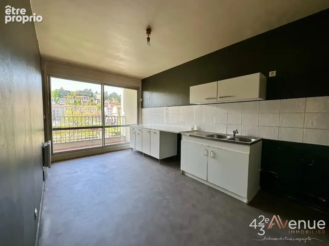 Appartement 5 pièces 103 m² à vendre à Saint-Etienne (42000) - photo 5