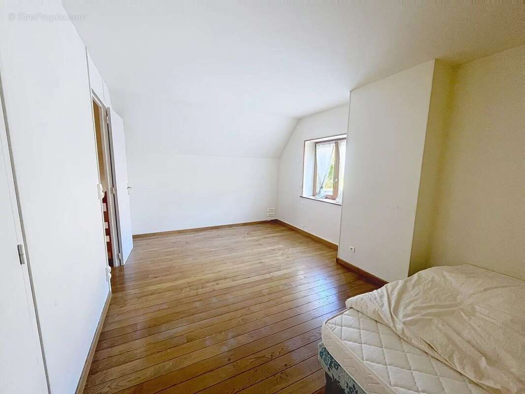 Maison à MONAMPTEUIL