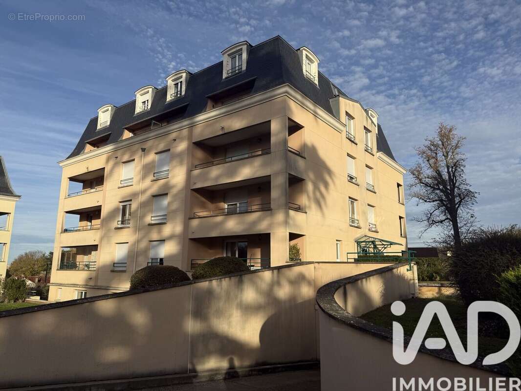 Photo 2 - Appartement à DAMMARIE-LES-LYS