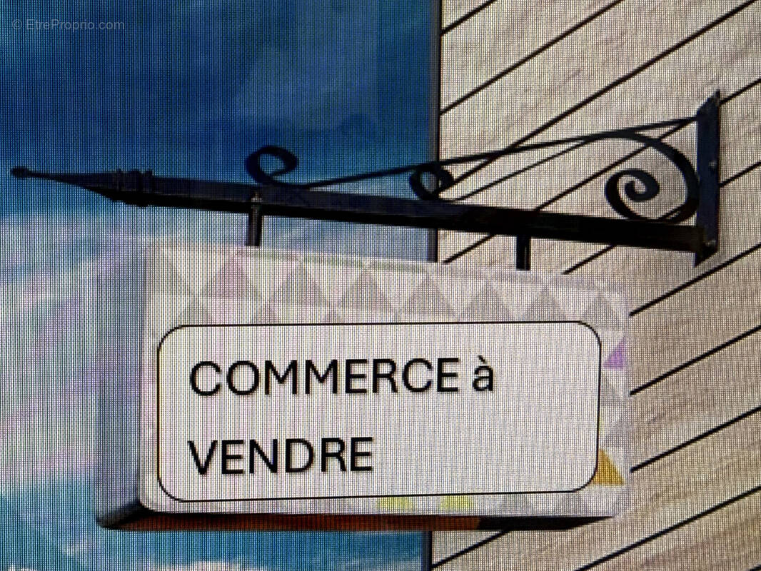 Commerce à CALVI