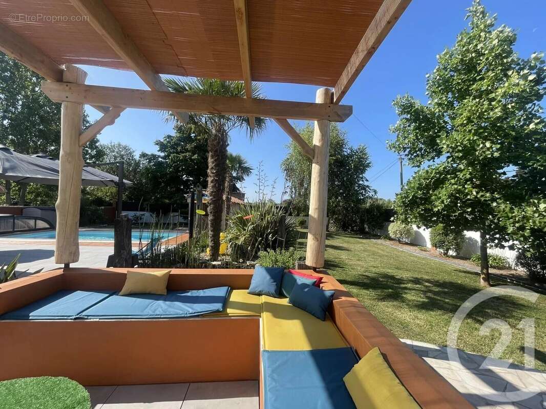 Maison à LE PERRIER