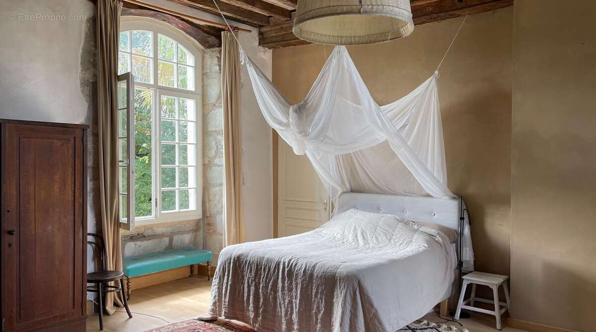 Maison à VILLENEUVE-SUR-LOT