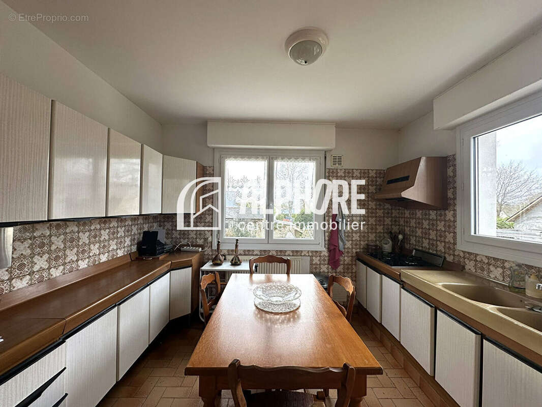 Maison à vendre à Mesquer - 200 m² - 5 chambres - photo 2