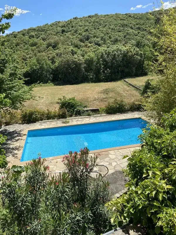 MAS DE 847 m2 sur 20 hectares. - photo 13