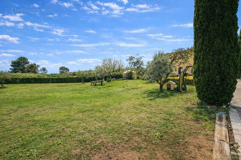 Maison à TRANS-EN-PROVENCE