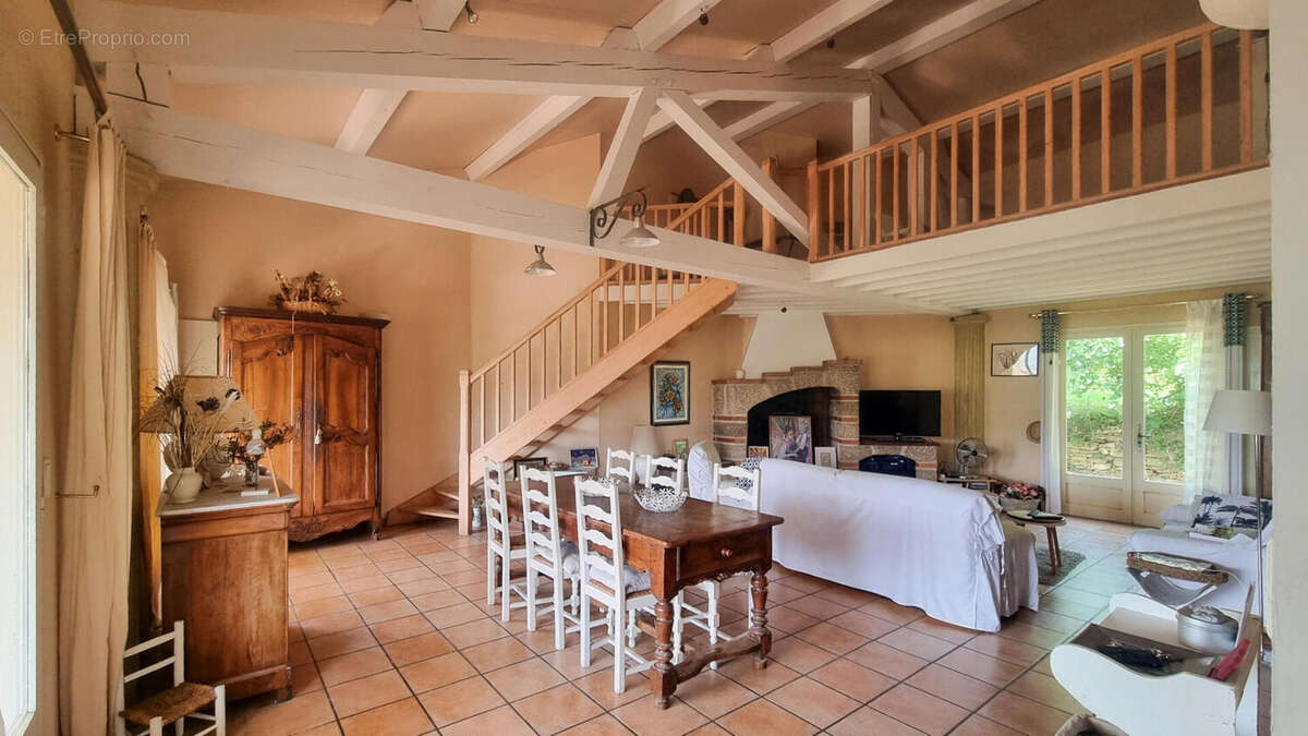 piécé a vivre - Maison à COUIZA