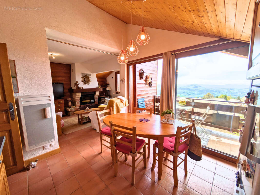 Appartement à SAINT-MICHEL-DE-CHAILLOL