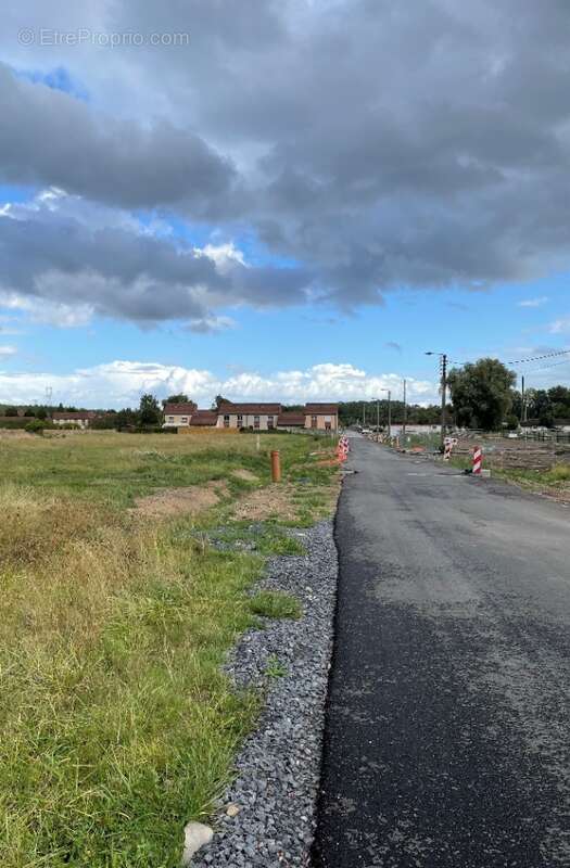 Terrain à PECQUENCOURT