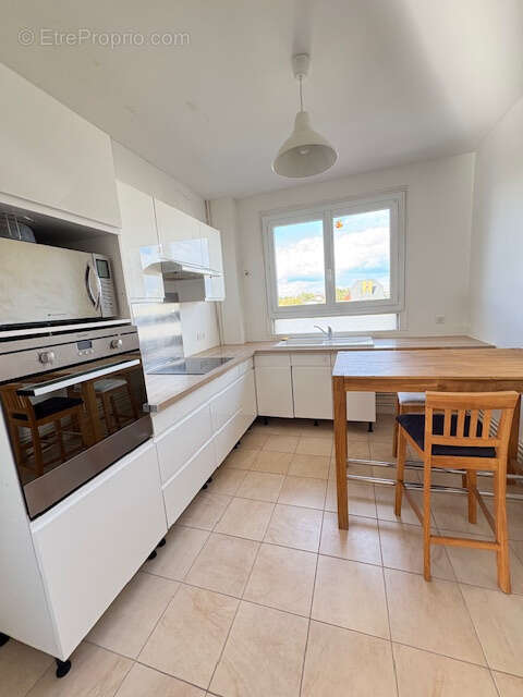 Appartement à FLEURY-LES-AUBRAIS